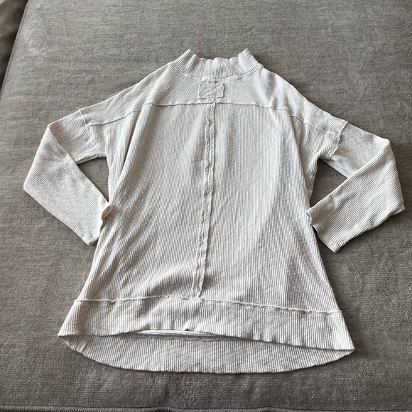 Casey Mock Neck Top
FREE PEOPLE size L - Picture 3 of 5